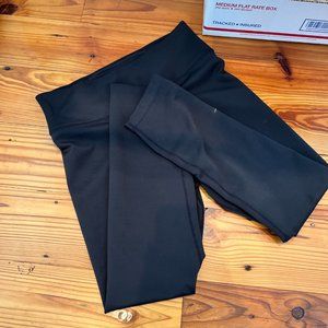 Nike Cropped Dri-Fit Cropped Black Leggings